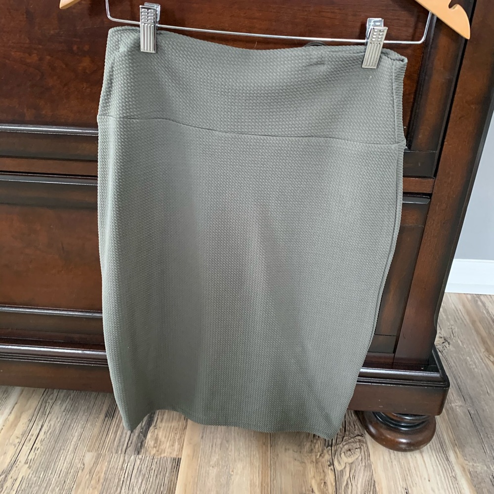 Womens LuLaRoe Cassie pencil skirt